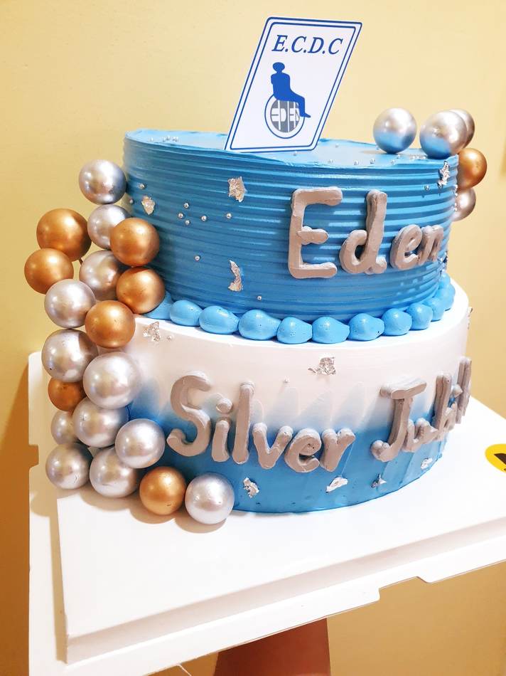 Classical cake design - Featured Picks