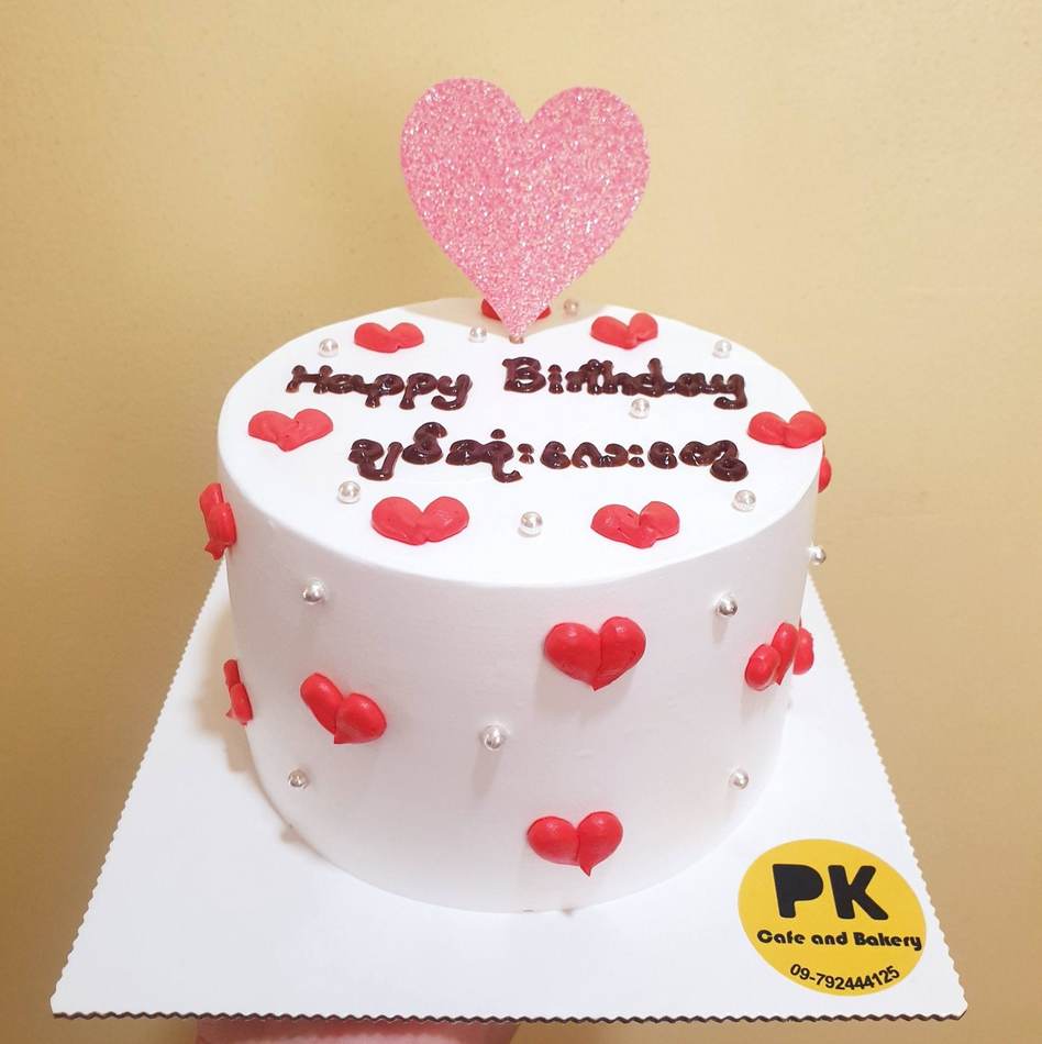 Classical cake design - Hearts & Love Theme