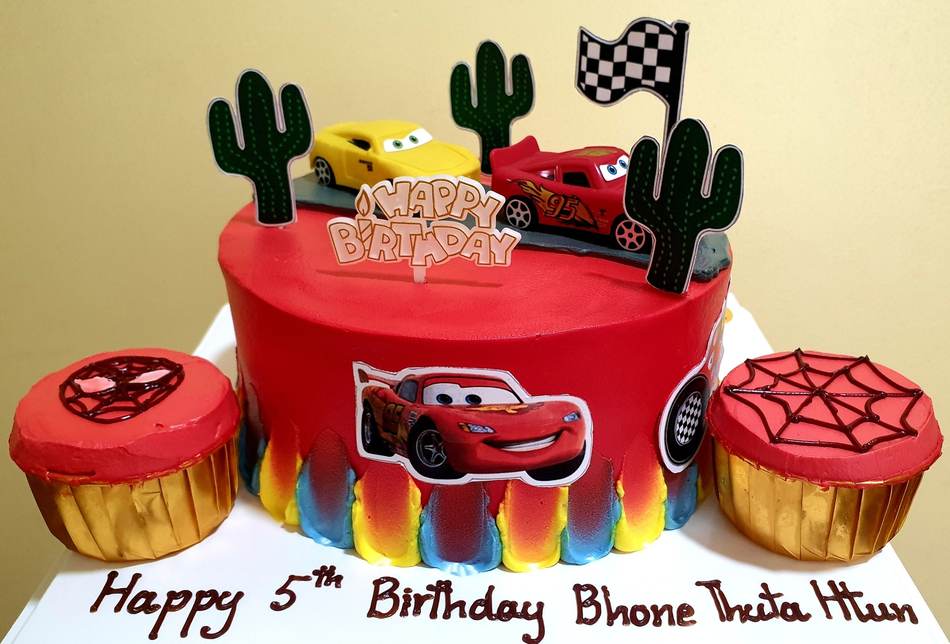 Kids cake design - Toy Figure & Army Theme
