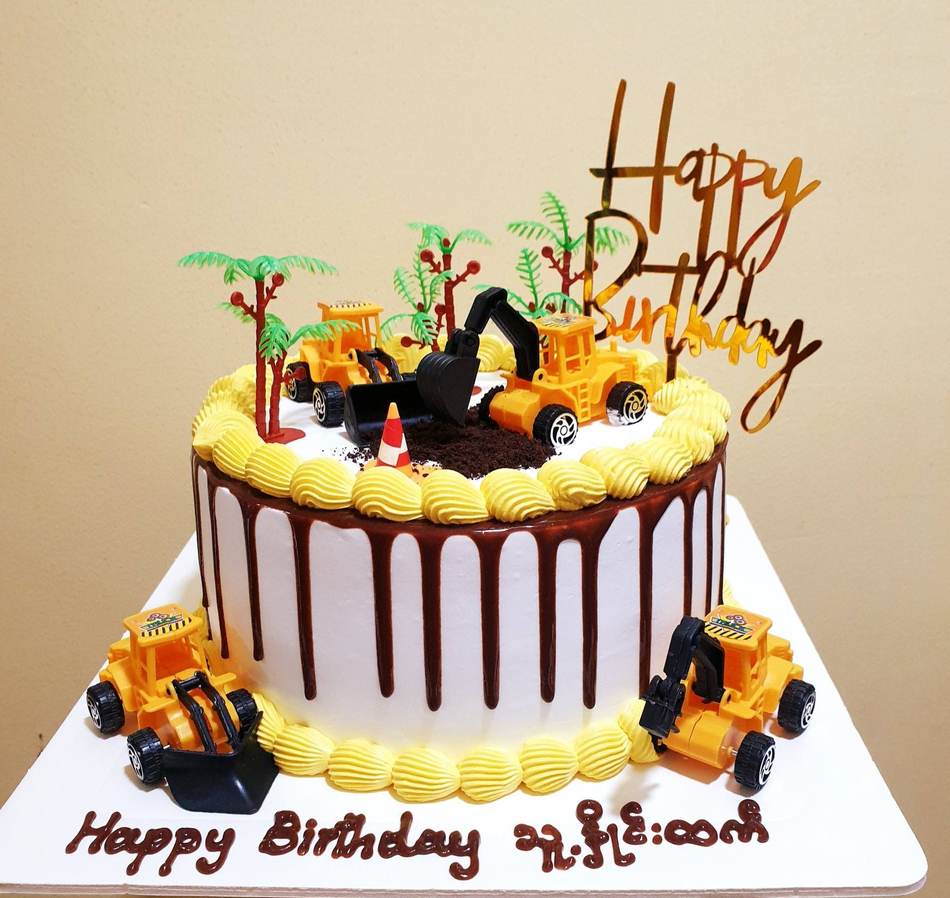 Kids cake design - Vehicles & Construction Theme